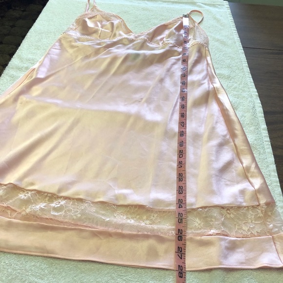 Victoria’s Secret pink slip/chemise size M EUC - Picture 7 of 8